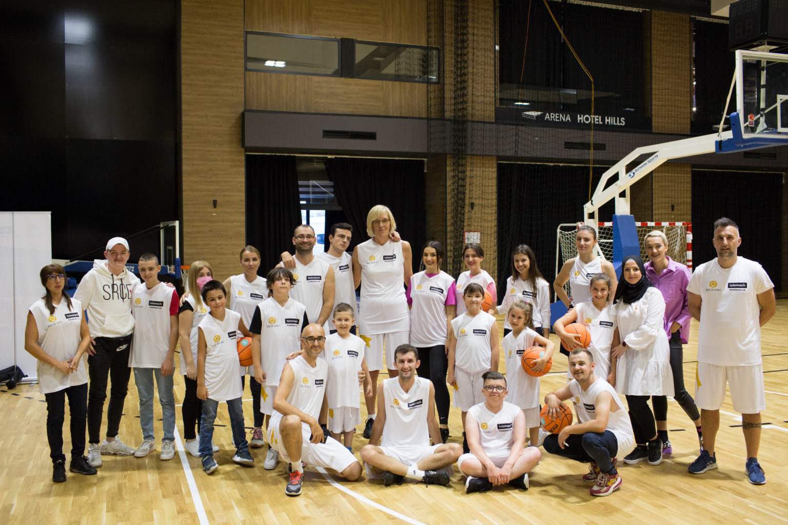 Obnovom trogodišnjeg ugovora sa kompanijom Telemach BH završena kampanja “Zlatni septembar” Udruženja “Srce za djecu”