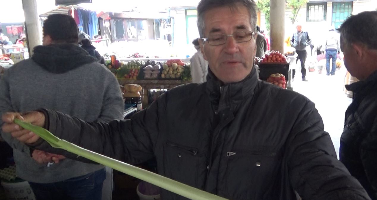 (VIDEO) Posebna prasa iz Suhog Dola na pijaci u Travniku
