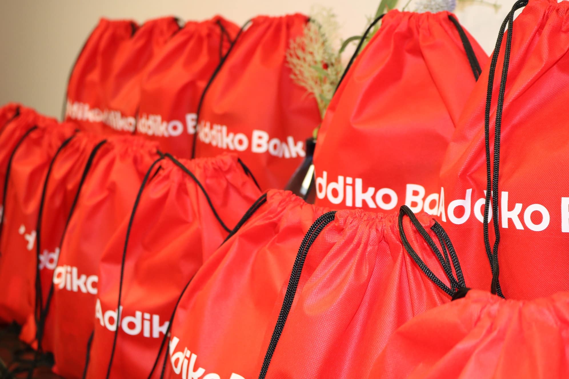 higijenski paketi za ležeće pacijente onkološke klinike u zenici povodom međunarodnog dana borbe protiv raka