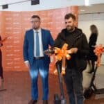 Završena nagradna igra BH Telecoma "E-račun aktiviraj, električni auto parkiraj!" - Glavna nagrada stigla u Travnik!