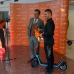 Završena nagradna igra BH Telecoma "E-račun aktiviraj, električni auto parkiraj!" - Glavna nagrada stigla u Travnik!